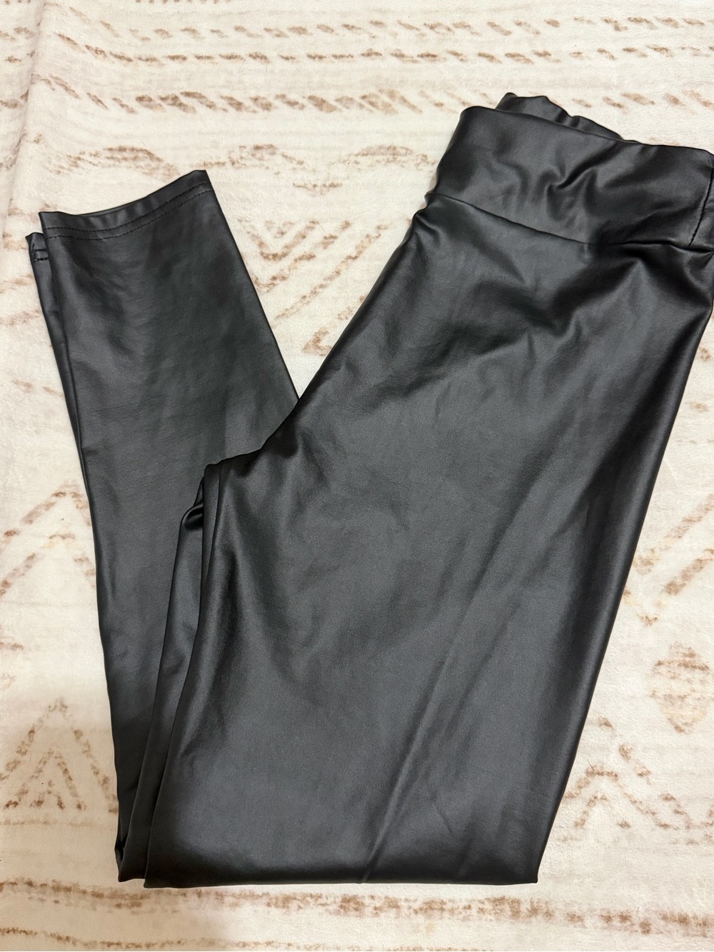 SHEIN Black High-Rise Faux Leather Leggings